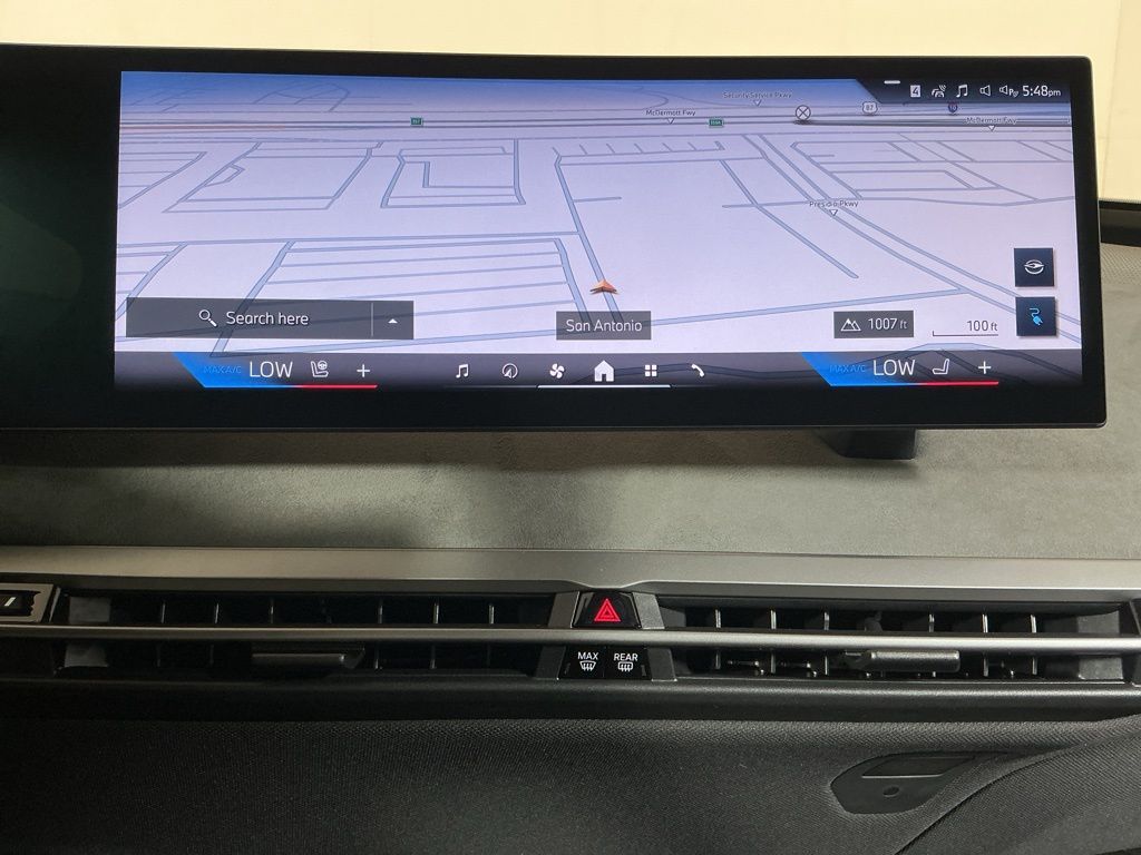 2026 BMW iX 45 - Photo 13