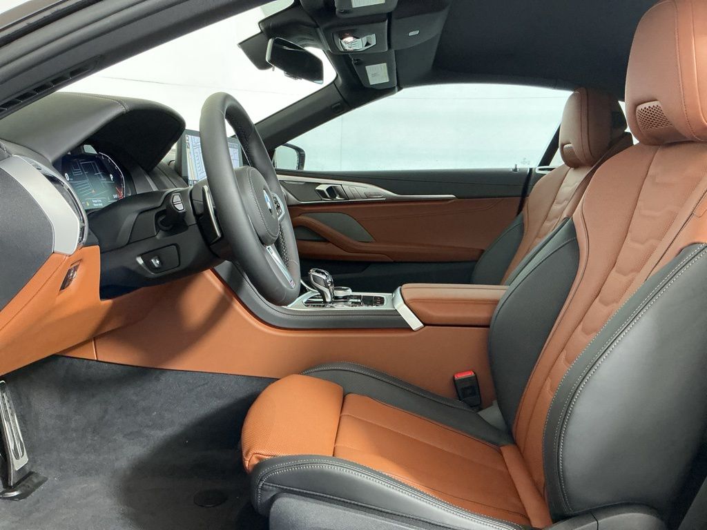 2026 BMW 8 Series 840i - Photo 23