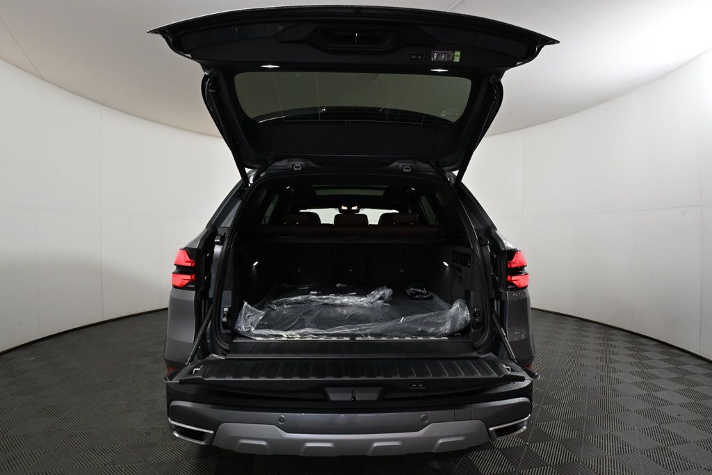 2026 BMW X5 50e - Photo 10