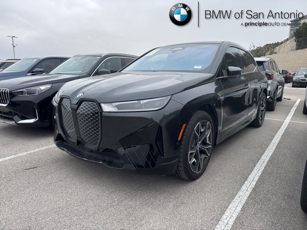 2025 BMW iX 50's photo