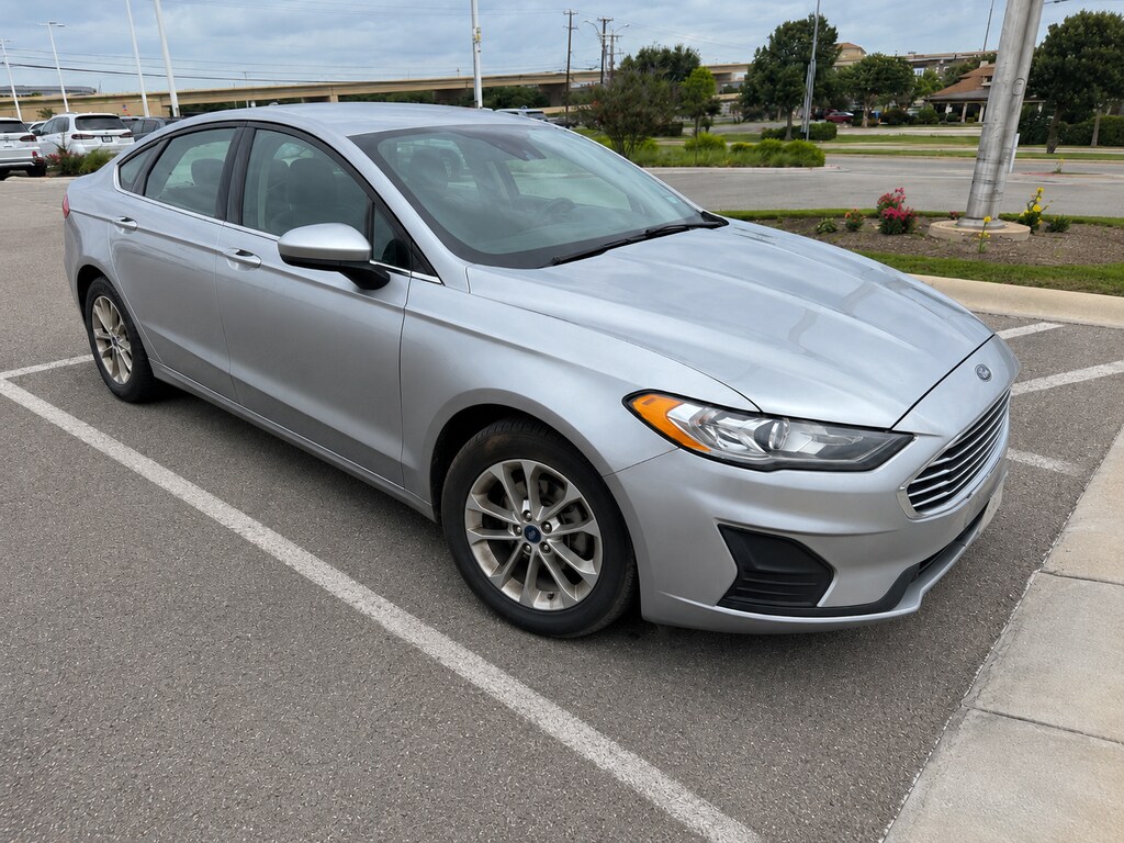 Used 2020 Ford Fusion SE Sedan