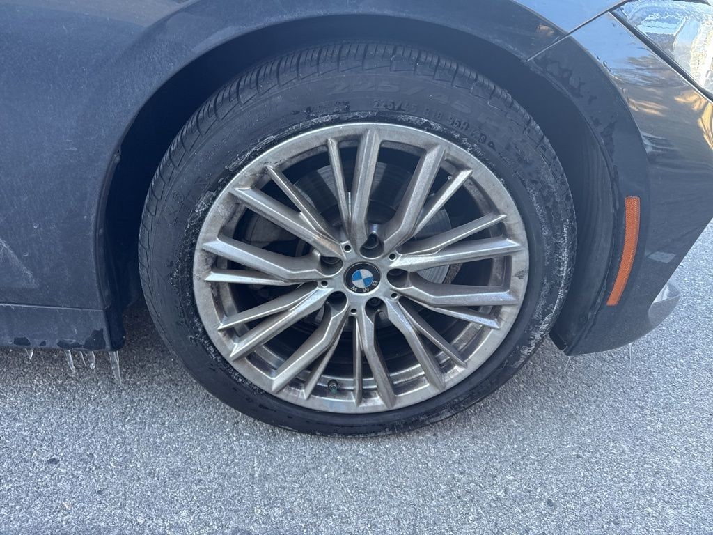 Certified 2023 BMW 330i Sedan