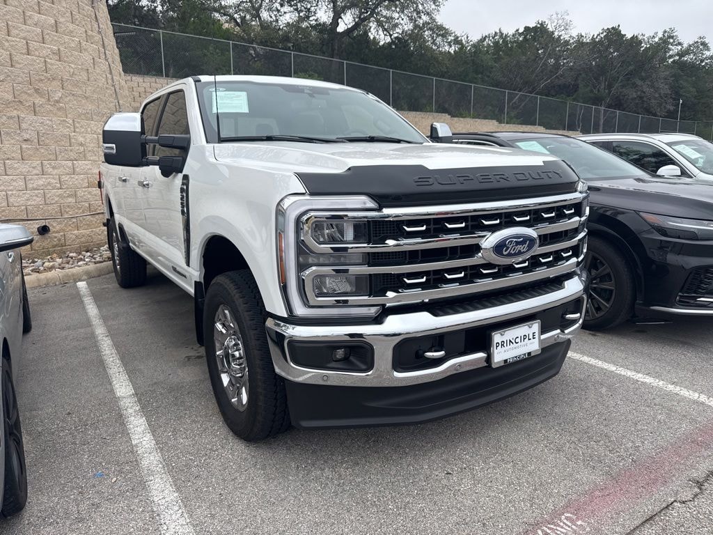 Used 2024 Ford F-250SD Lariat Truck