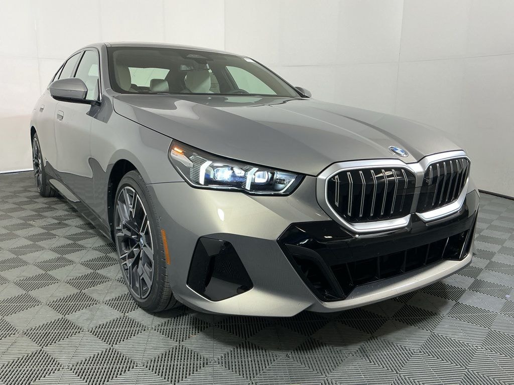 New 2026 BMW 530i Sedan