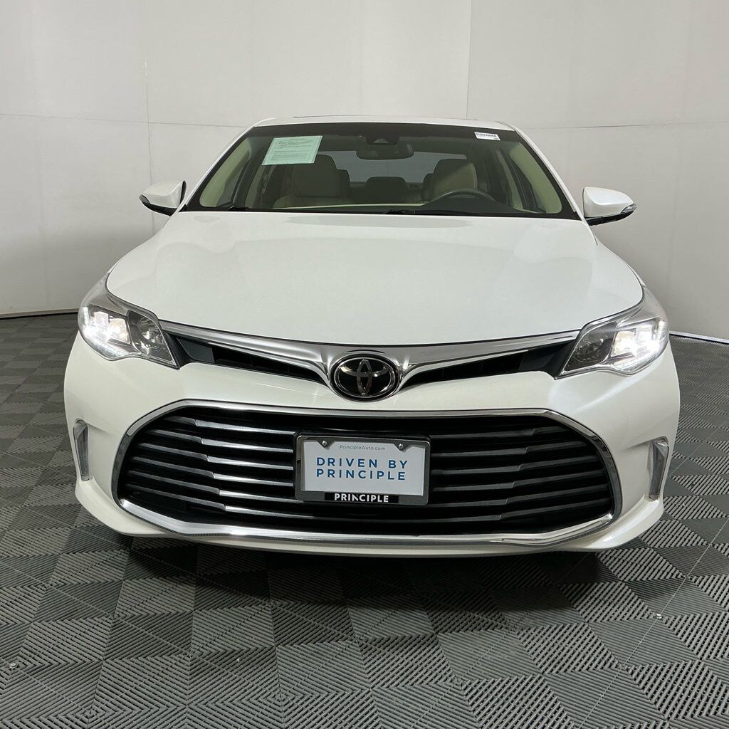 Used 2016 Toyota Avalon Limited Sedan