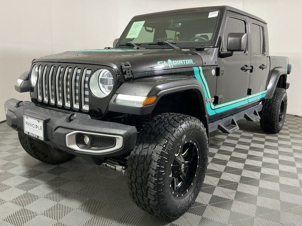 Used 2020 Jeep Gladiator Overland Truck