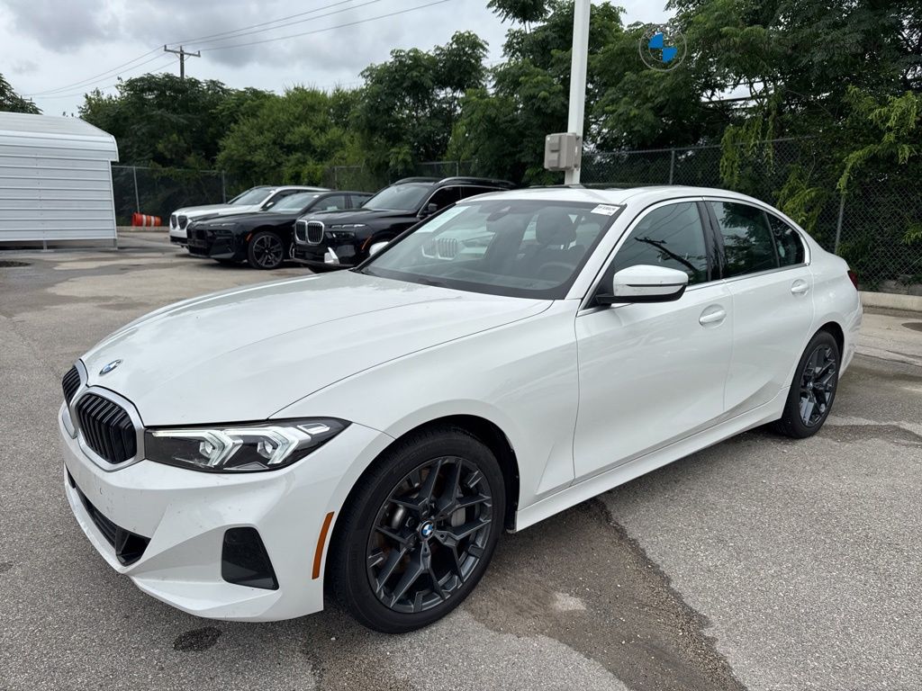2025 BMW 3 Series 330i Sedan's photo