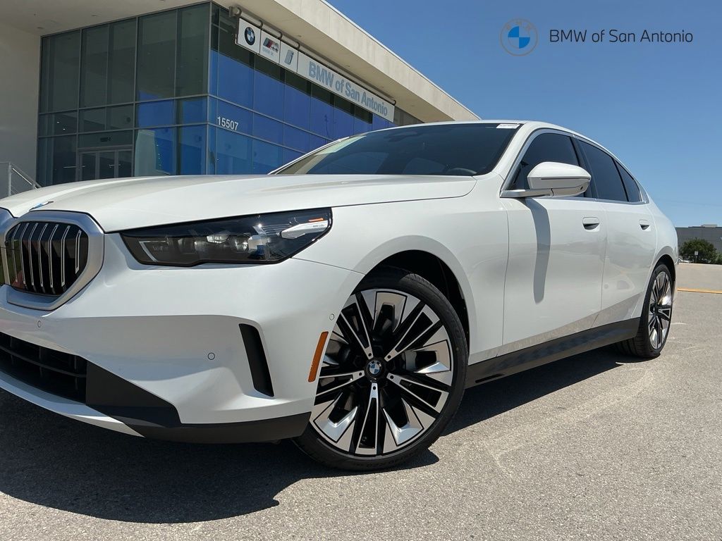 2025 BMW 5 Series 530i Sedan's photo