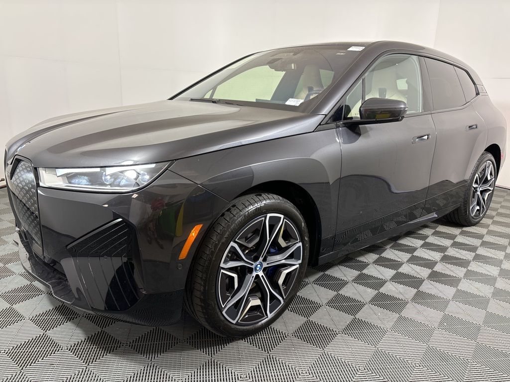Used 2024 BMW iX Base with VIN WB523CF09RCP46561 for sale in San Antonio, TX