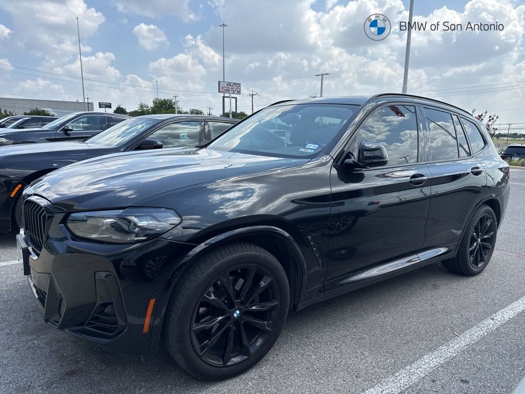 2023 BMW X3 sDrive30i's photo