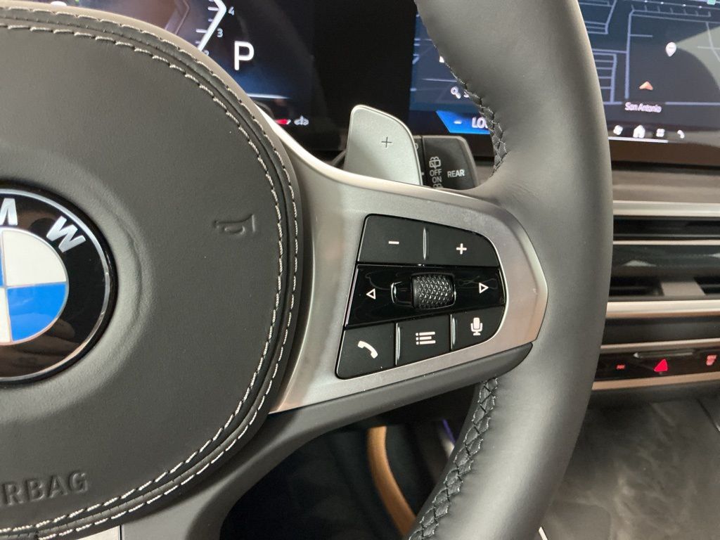 2026 BMW X7 40i - Photo 15