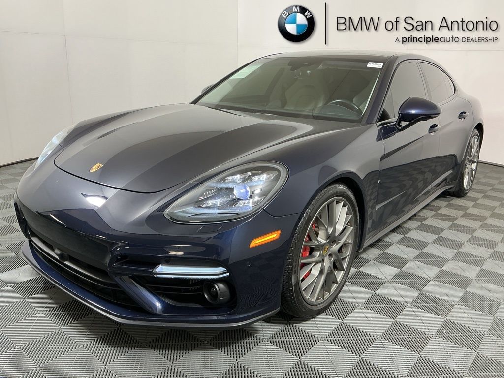 2017 Porsche Panamera Turbo