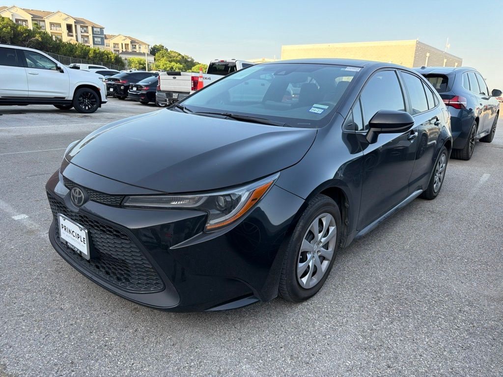 Used 2022 Toyota Corolla LE Sedan