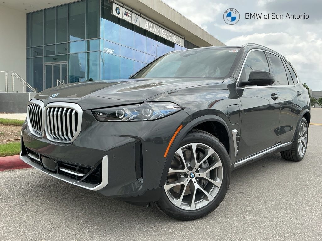 New 2026 BMW X5 PHEV xDrive50e SUV