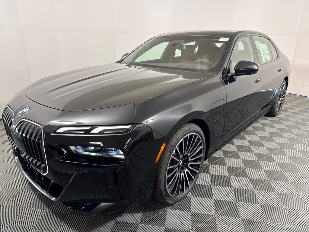 New 2026 BMW 750e xDrive Sedan