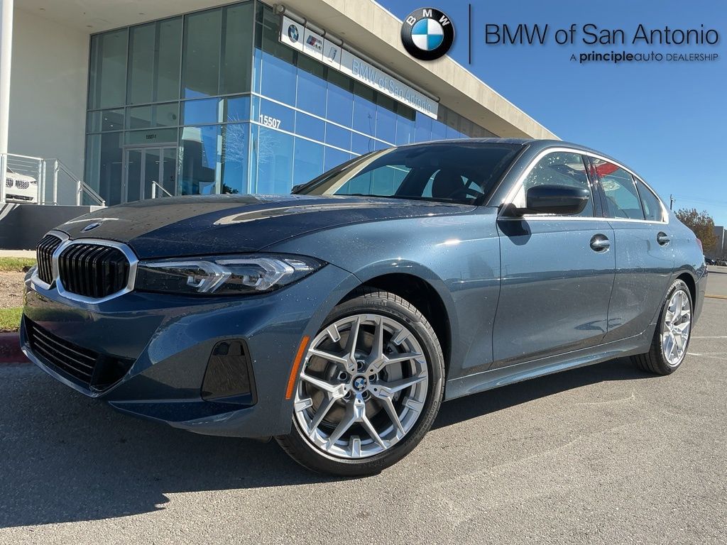 2026 BMW 3 Series 330i's photo