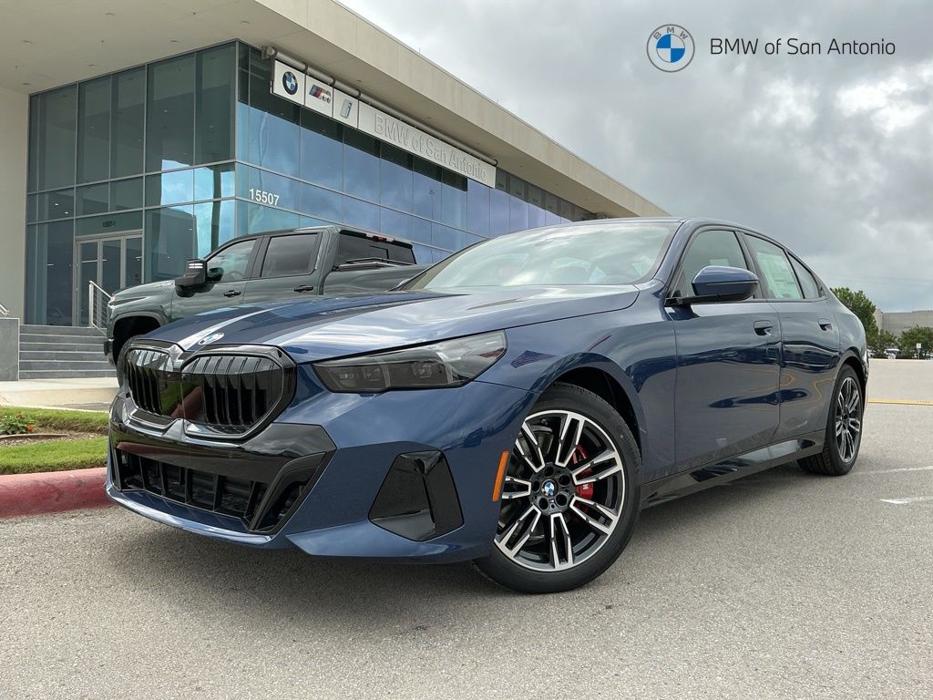 2027 BMW 5 Series 530i xDrive Sedan's photo