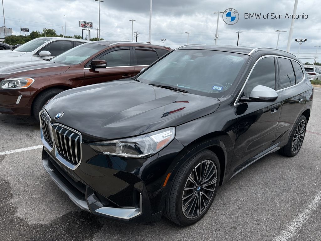 2023 BMW X1 xDrive28i's photo