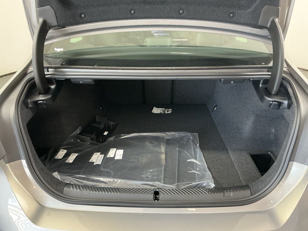 2026 BMW i5 40 - Photo 30