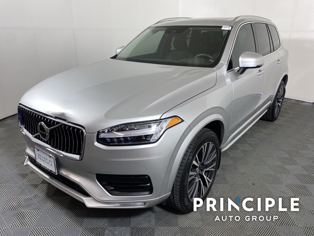 Used 2022 Volvo XC90 Momentum with VIN YV4102CK6N1804251 for sale in San Antonio, TX