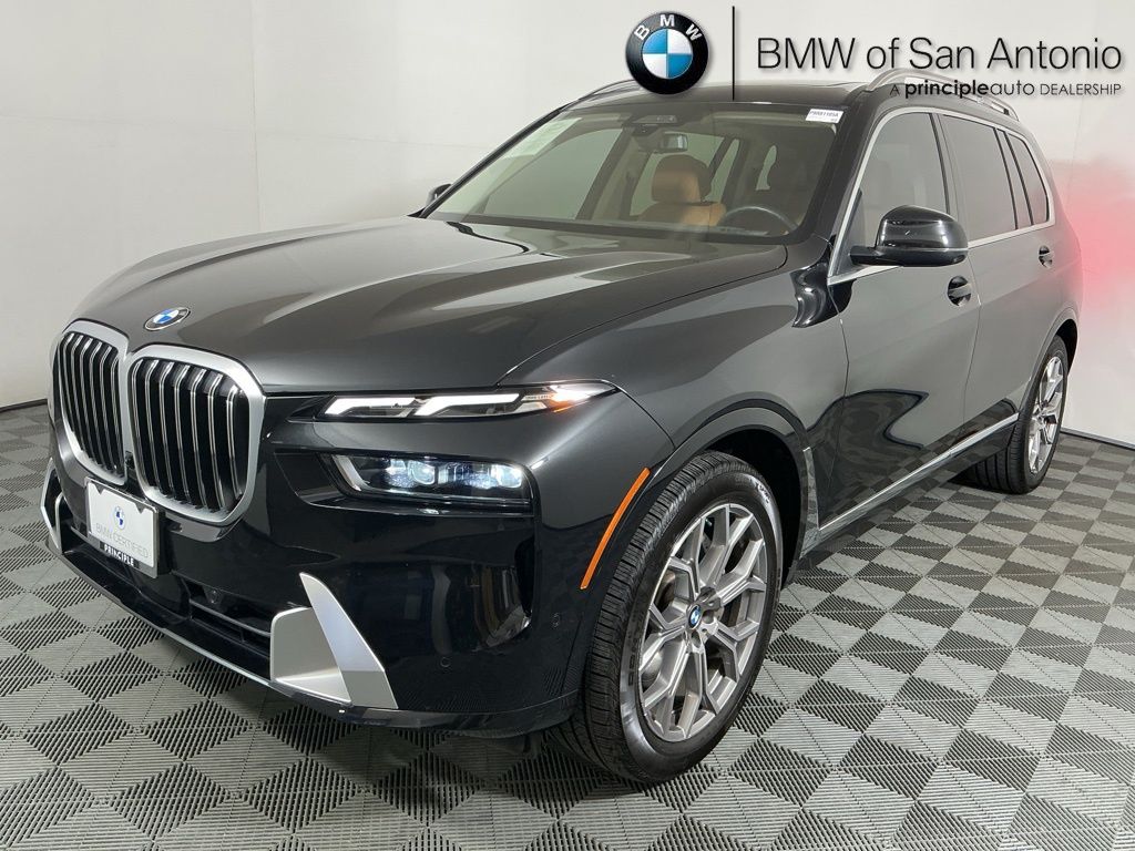 2023 BMW X7