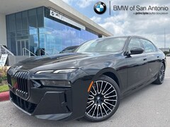 2025 BMW 740i Sedan