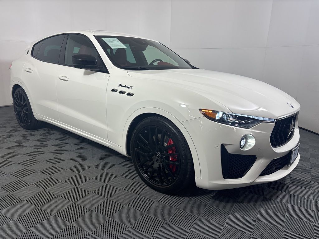 2023 Maserati Levante Modena S photo 4