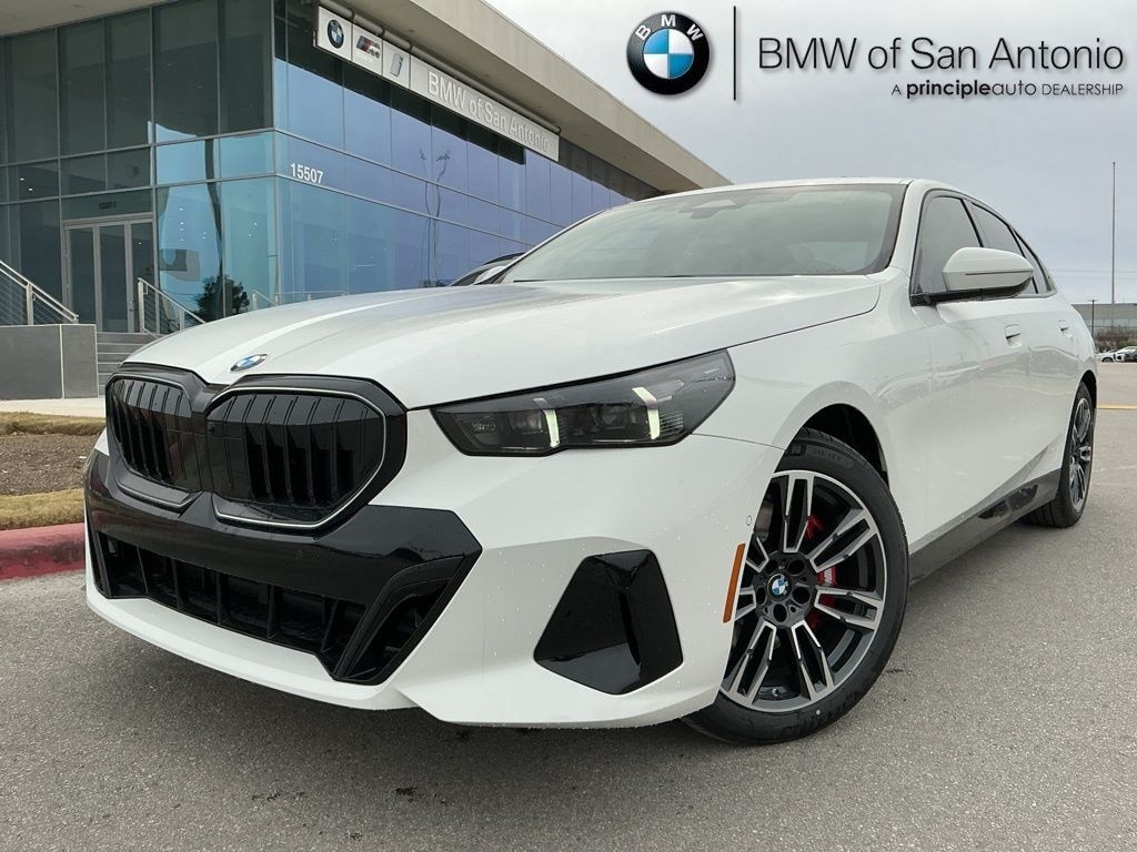 New 2026 BMW 530i xDrive Sedan