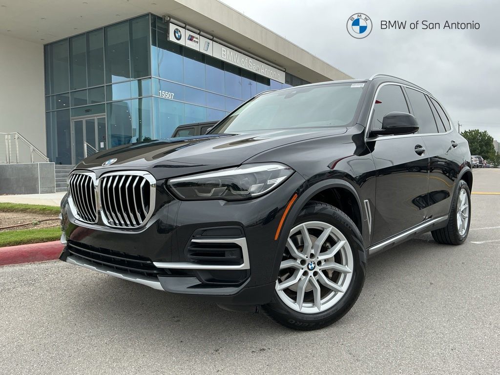 2022 BMW X5 xDrive40i's photo