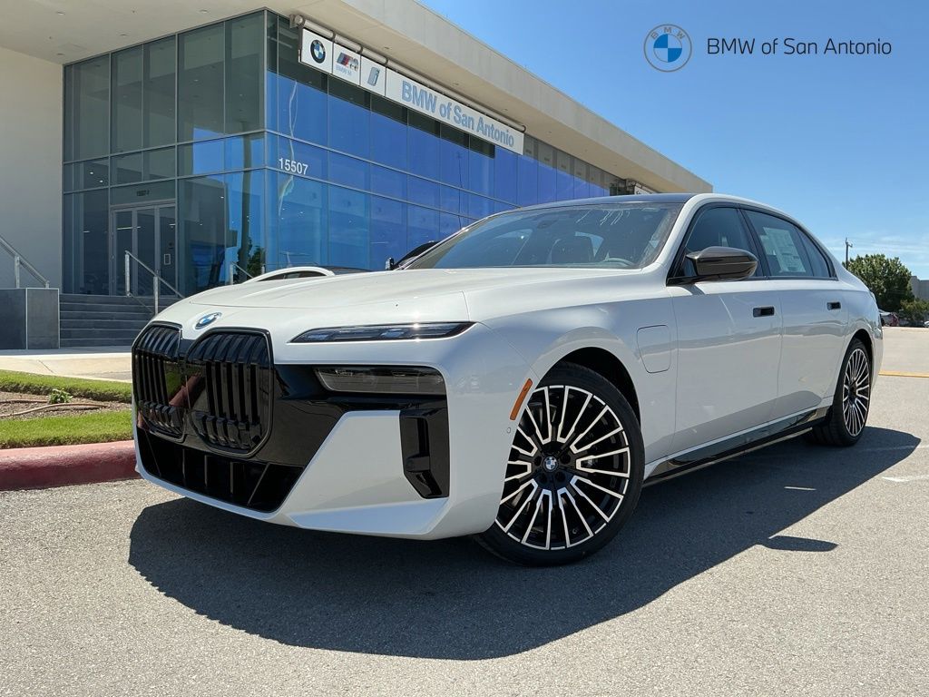 2026 BMW 7 Series 750e xDrive Sedan's photo