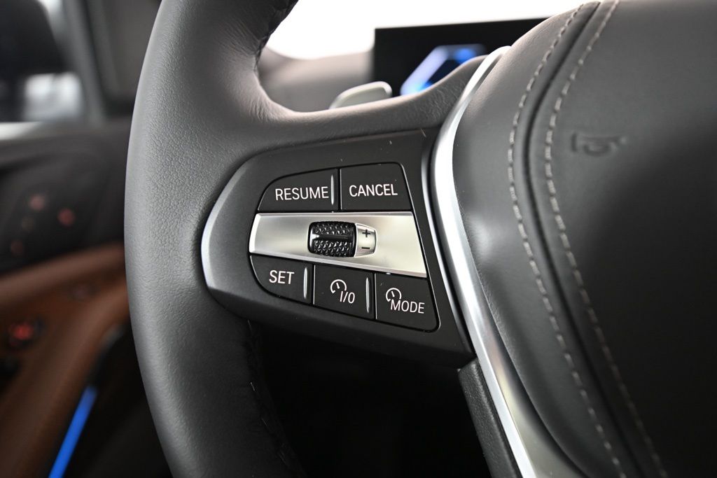 2026 BMW X5 50e - Photo 22