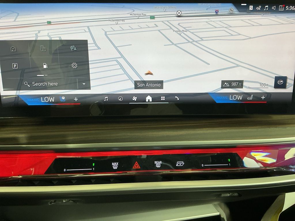 2025 BMW 7 Series 760i - Photo 11