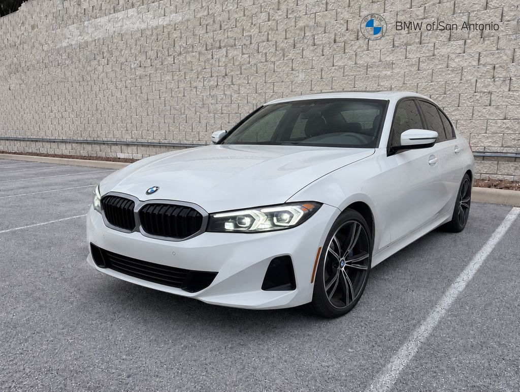 2023 BMW 3 Series 330i Sedan's photo