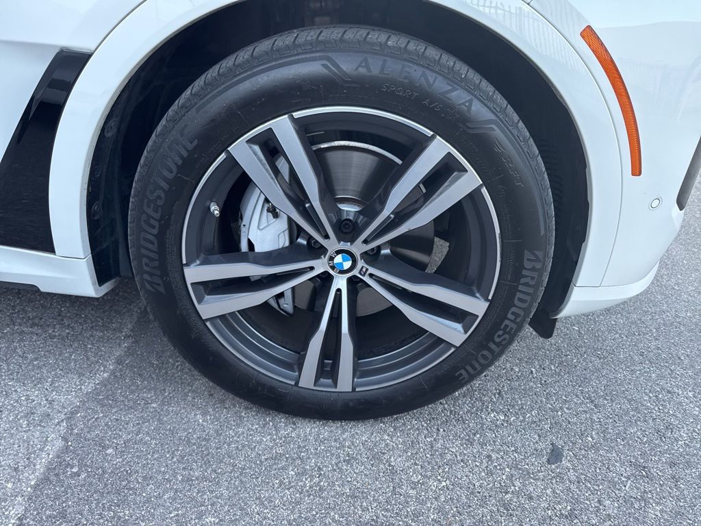 2023 Bmw X7 xDrive40i photo 3