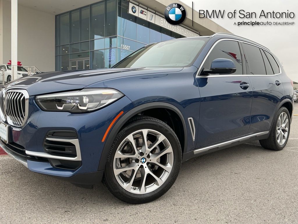 2023 BMW X5 40i's photo