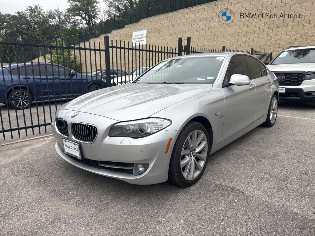 2012 BMW 5 Series 535i