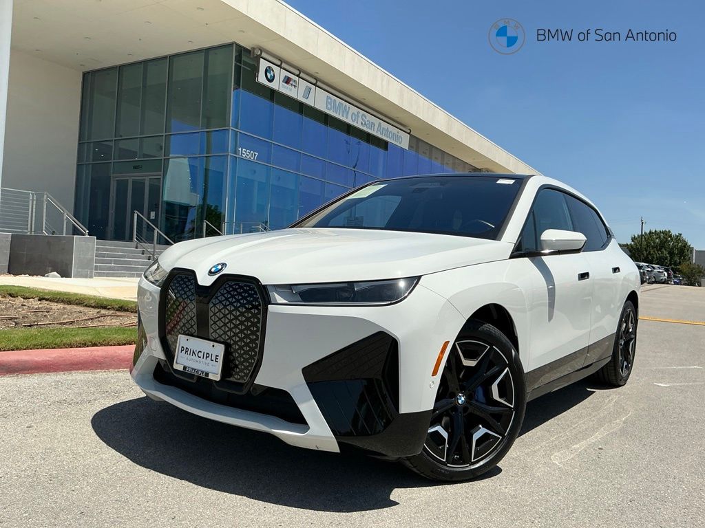 2024 BMW iX