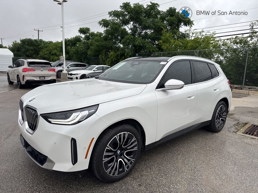 2025 BMW X3 30 XDRIVE's photo