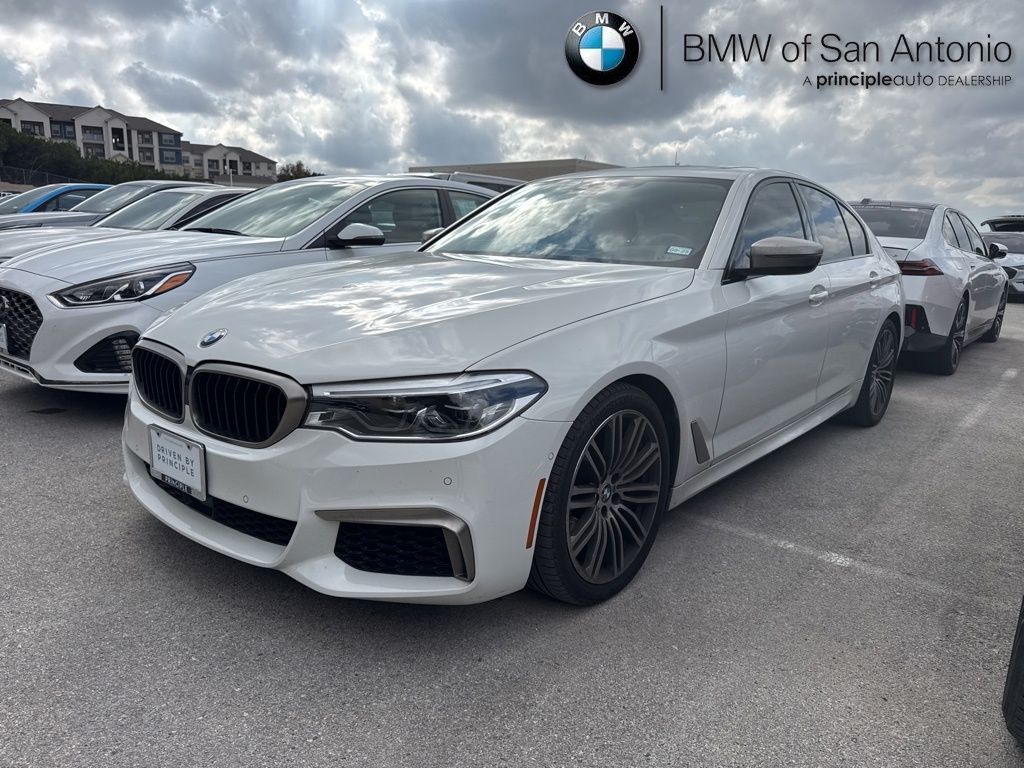 2020 BMW 5 Series M550i's photo