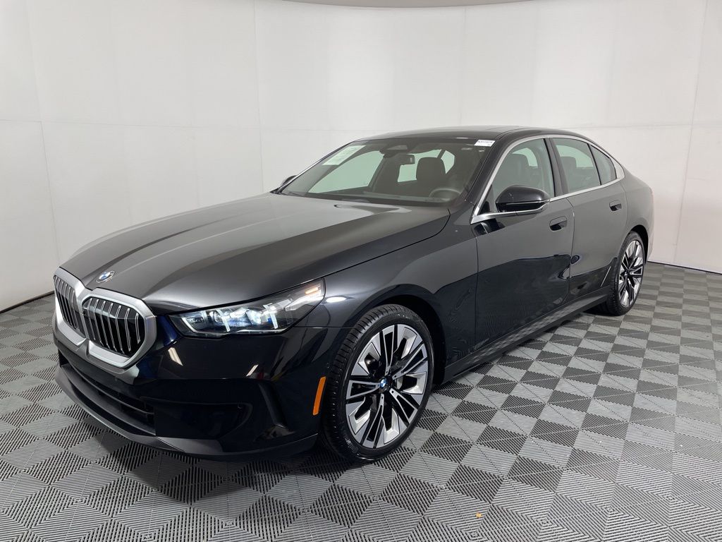 2024 Bmw 530i photo 2
