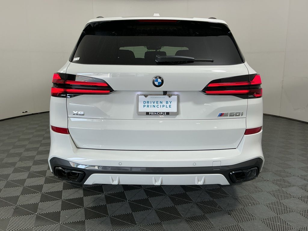 2026 BMW X5 M60i - Photo 6