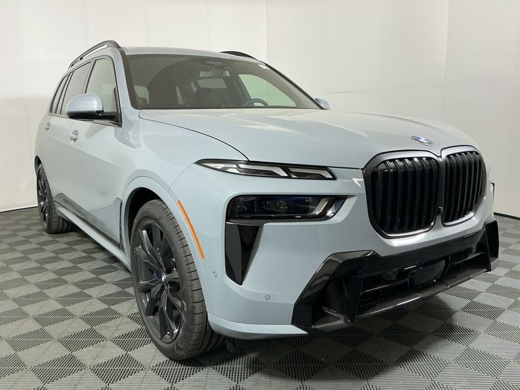 New 2026 BMW X7 xDrive40i SUV