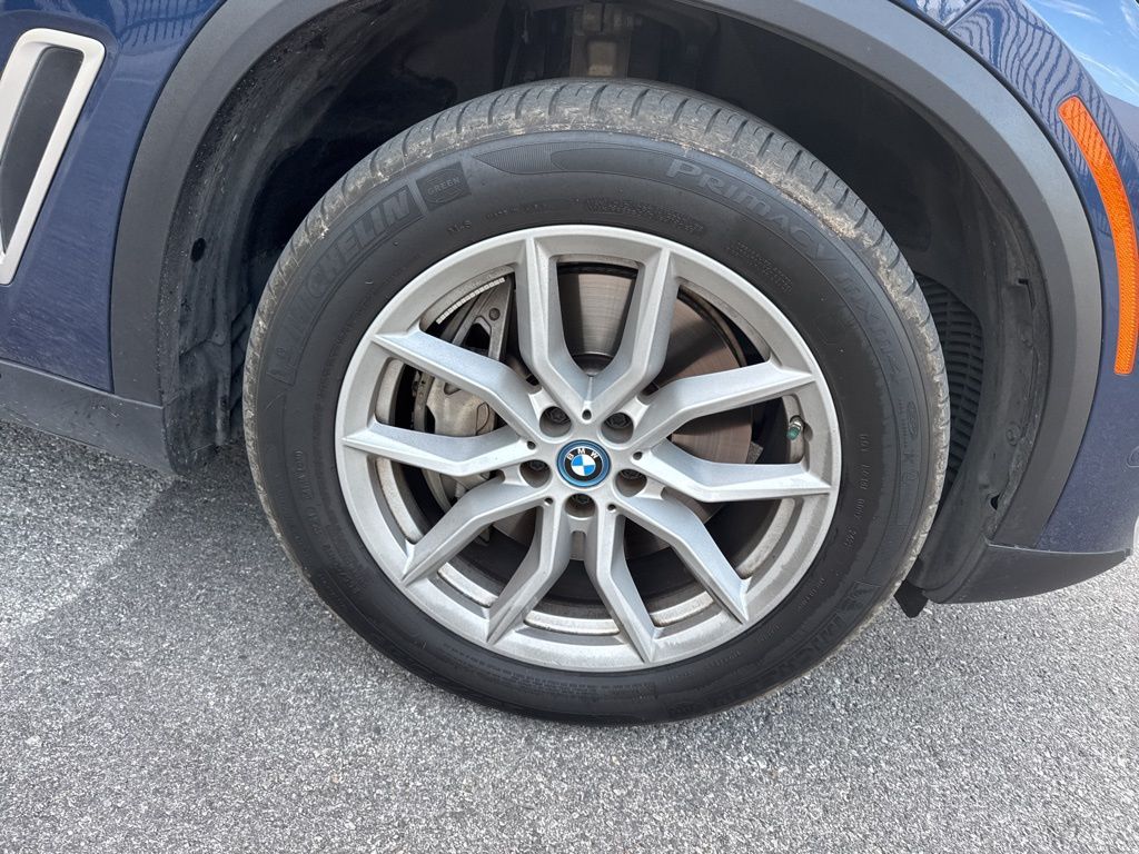 2023 Bmw X5 xDrive45e photo 3