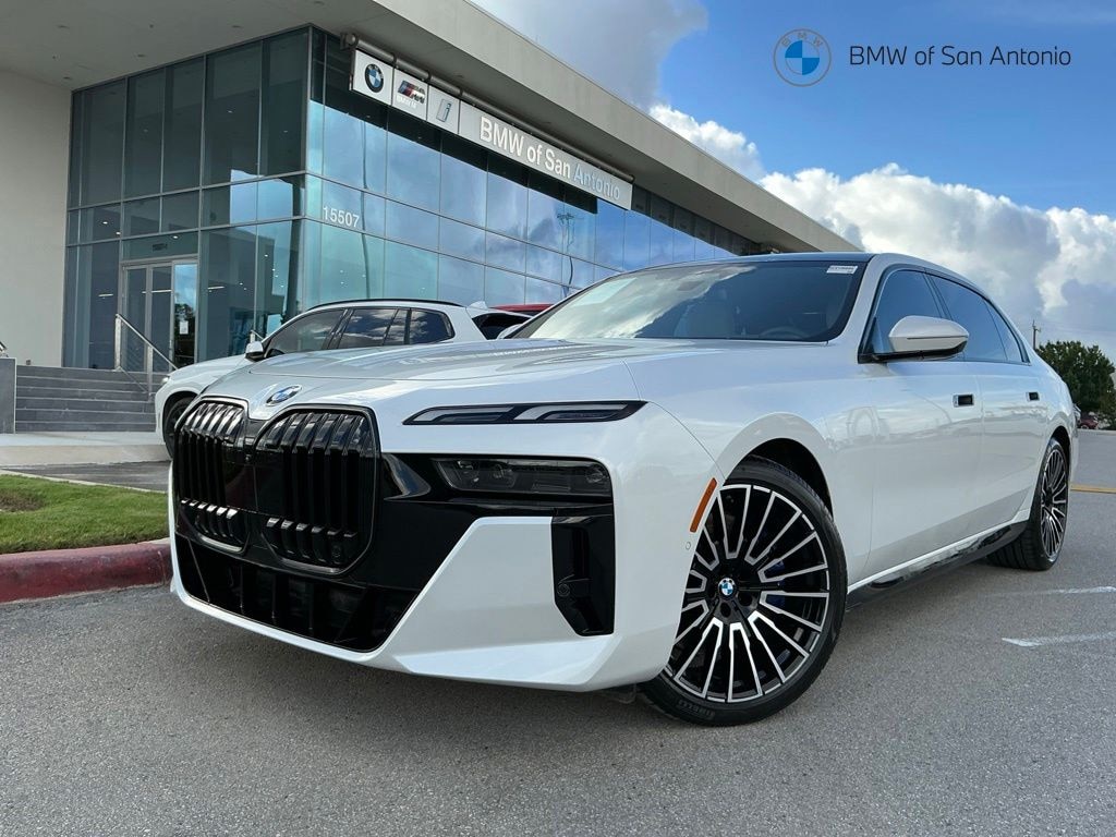 Certified 2025 BMW 760i xDrive Sedan