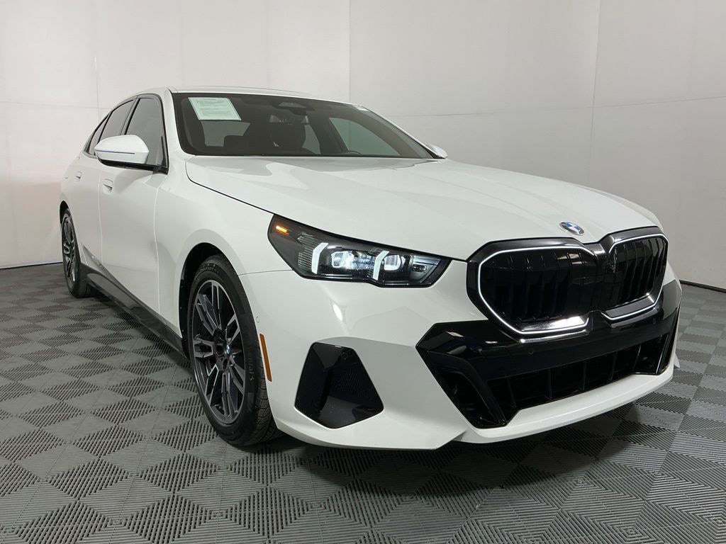Certified 2025 BMW 530i Sedan