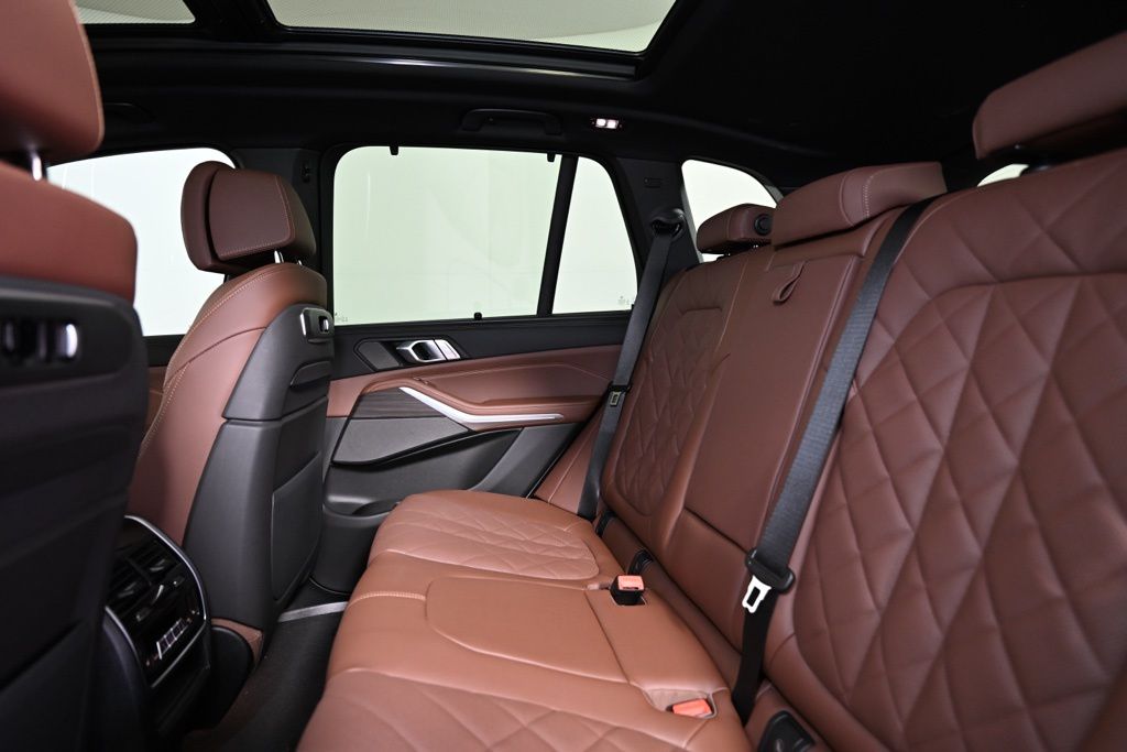 2026 BMW X5 50e - Photo 34