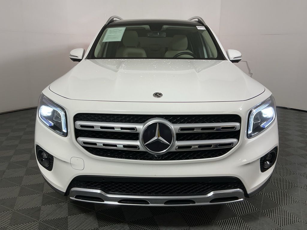 2022 Mercedes Benz GLB 250 photo 3