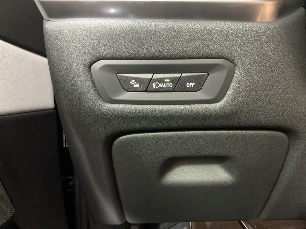 2026 BMW X5 50e - Photo 21