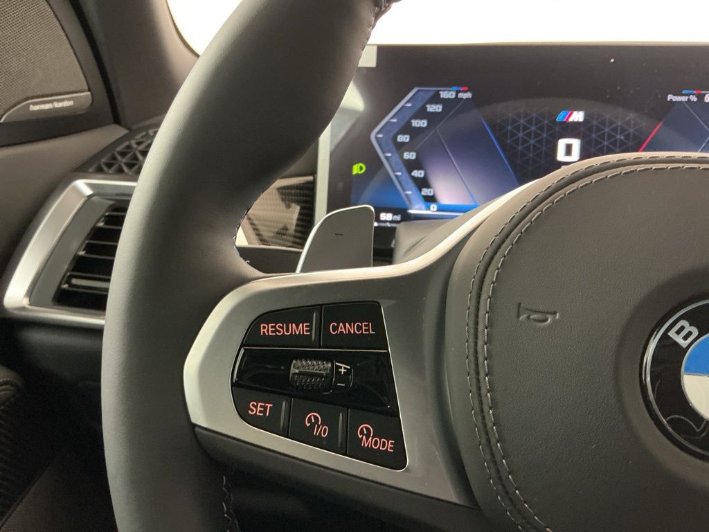 2026 BMW X5 M60i - Photo 15