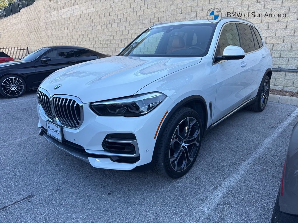 2023 BMW X5 sDrive40i's photo